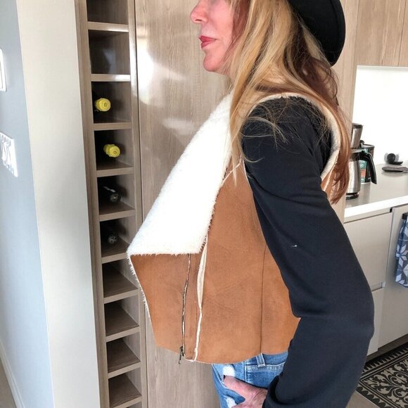 NAMELESS Faux Sherpa Vest Jacket Thick Warm Sleeveless Cognac & Cream Moto Zip S - Picture 4 of 16